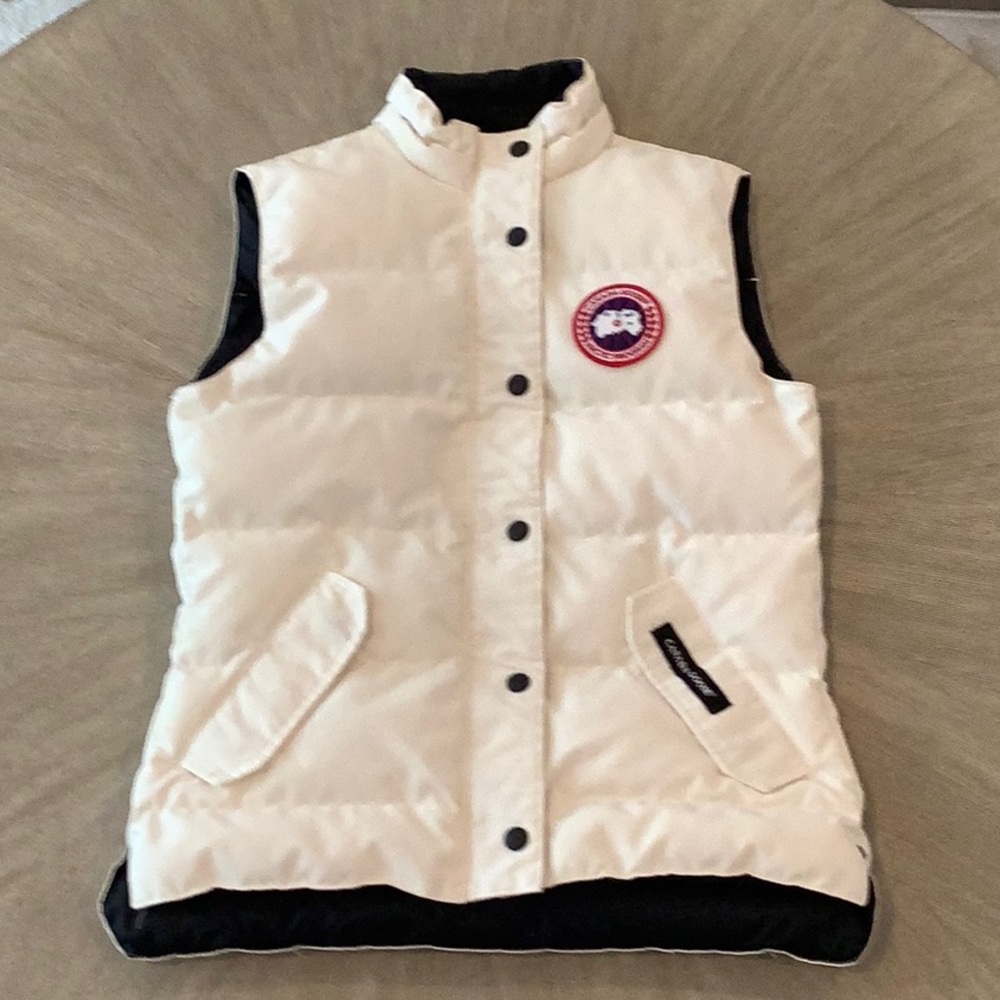 CANADA GOOSE Freestyle Vest White. Size Small